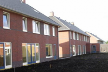 Nullam males uada erat